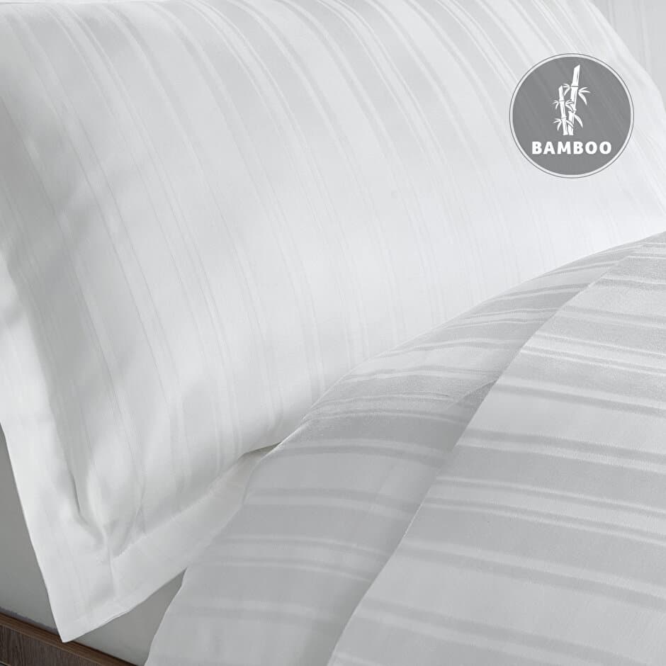 Yataş Bedding Shelly - King Size
1- Duvet Cover: 240x220 cm
2- Sheet: 280x240 cm
3- Pillowcases: 50x70 cm (2 pieces) (White) 2