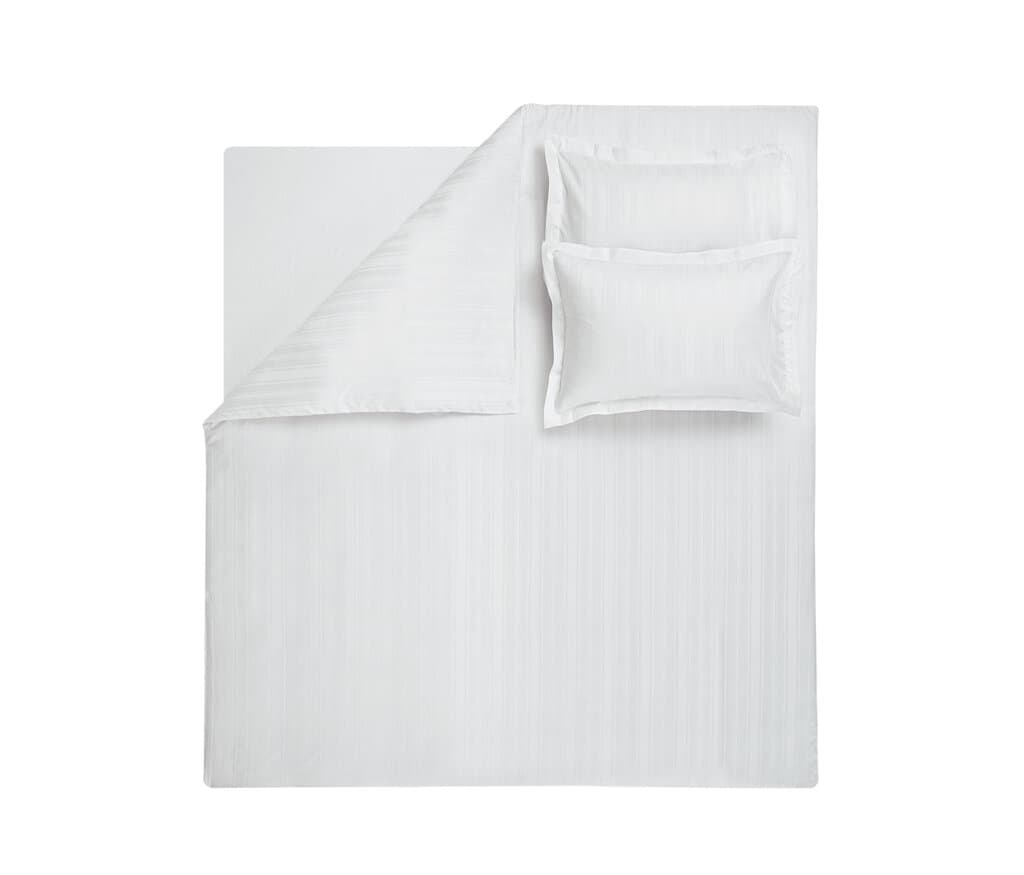 Yataş Bedding Shelly - King Size
1- Duvet Cover: 240x220 cm
2- Sheet: 280x240 cm
3- Pillowcases: 50x70 cm (2 pieces) (White) 3
