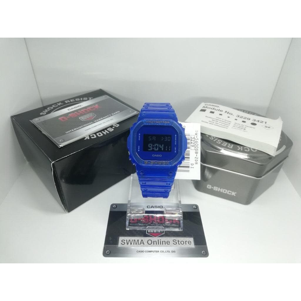 کاتژمێری پیاوان کاسیۆ جی-شۆک ٤٨.٩ ملم - DW-5600SB-2DR (ڕەزین) — photo 4