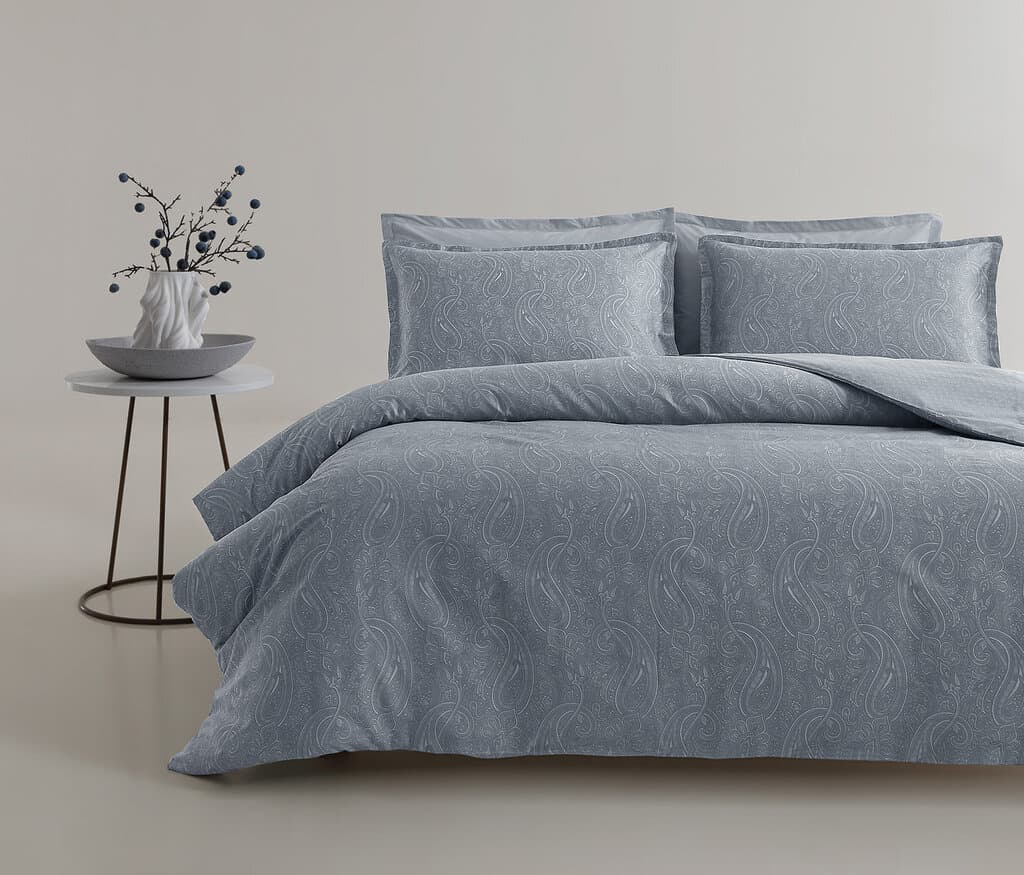 Yataş Bedding Paisley - King Size
1- Duvet Cover: 240x220 cm
2- Flat Sheet: 280x240 cm
3-Pillowcases: 50x70 cm (2 Pieces total) (Indigo) 2
