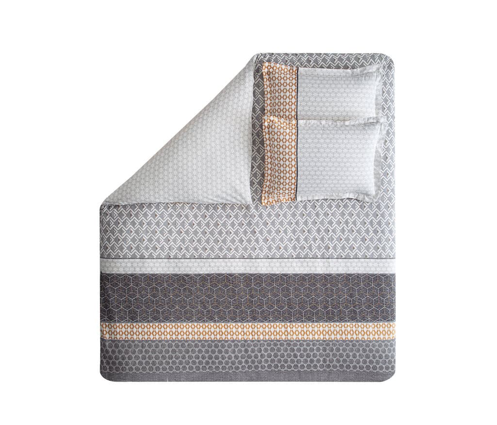 Yataş Bedding Taren - King Size
1- Duvet Cover: 220x240 cm (1 piece)
2- Flat Sheet: 240x280 cm (1 piece)
3- Pillowcases: 50x70 cm (2 pieces) (Gray) 4