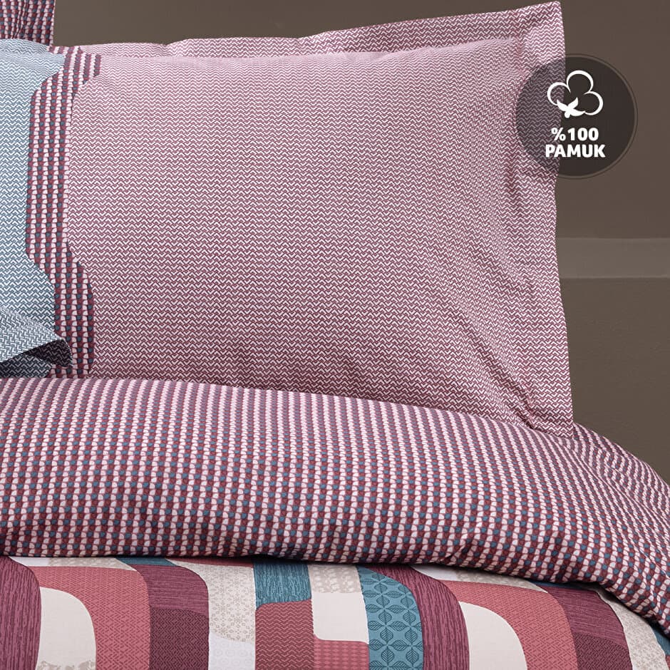 Yataş Bedding Aleera - King Size 
1- Duvet Cover: 220 x 240 cm
2- Flat Sheet: 240 x 280 cm
3- Pillowcases: 50 x 70 cm (Includes 2 Pieces) (Burgundy) 3