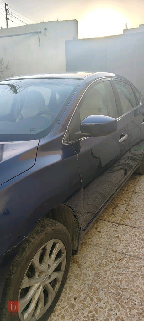 Nissan Sentra SV 2