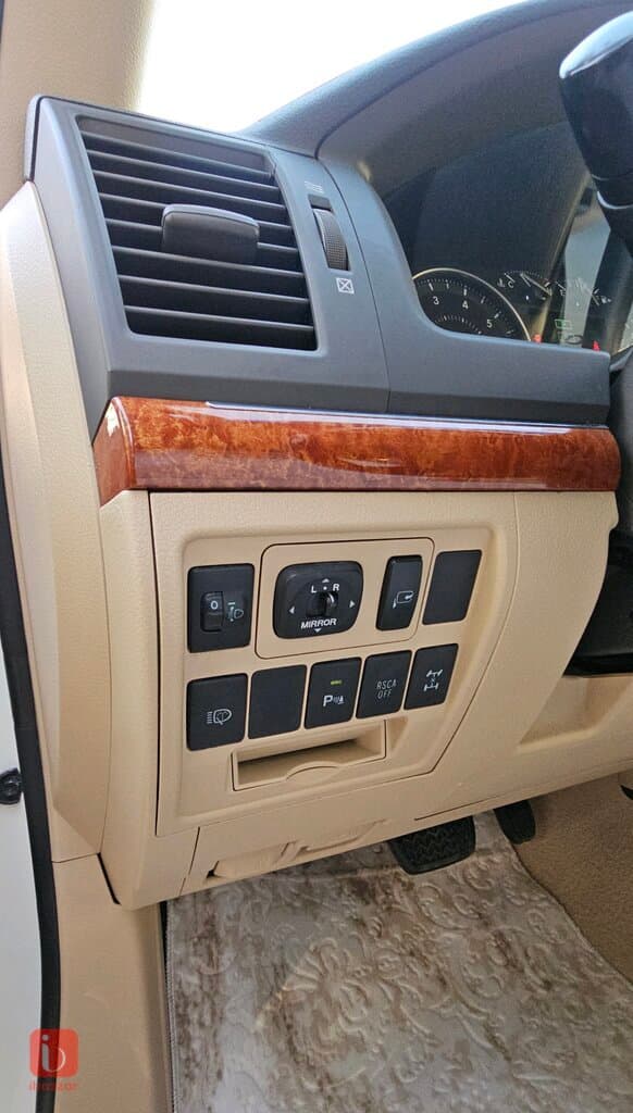 Toyota Land Cruiser GXR 14