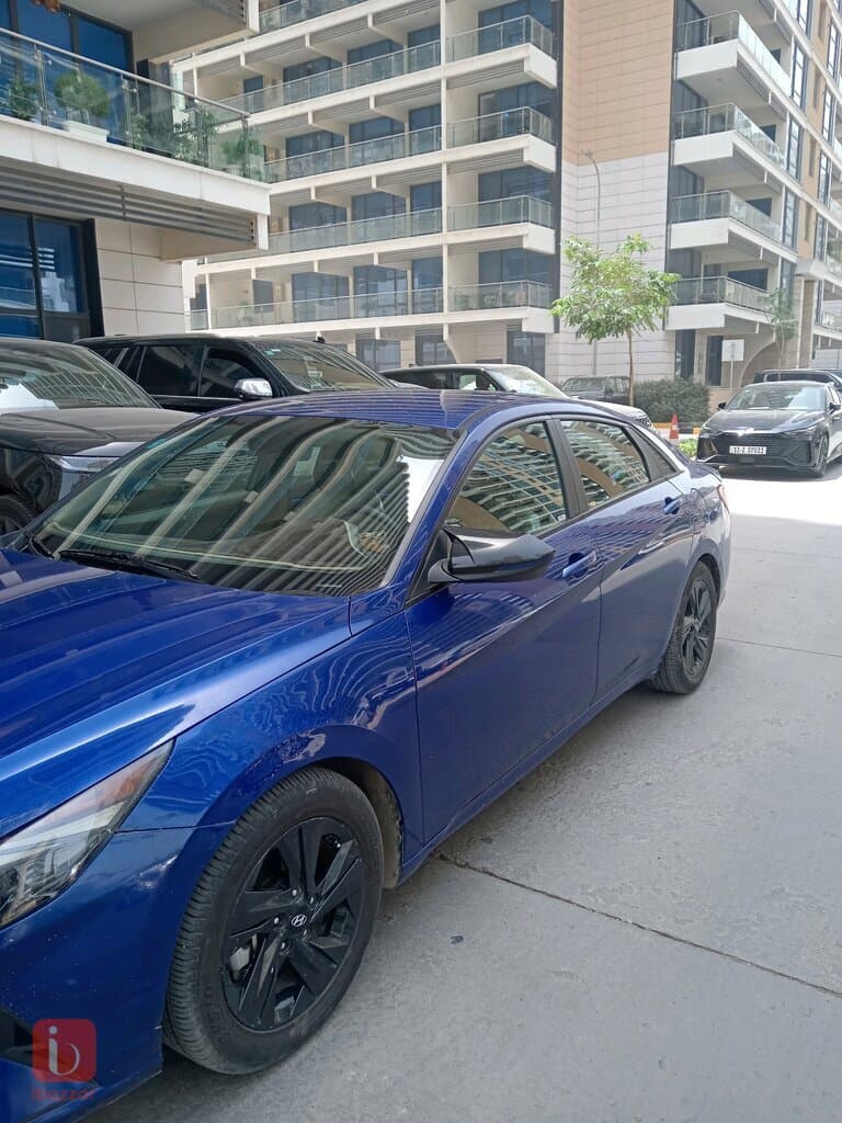 Hyundai Elantra Sport 3