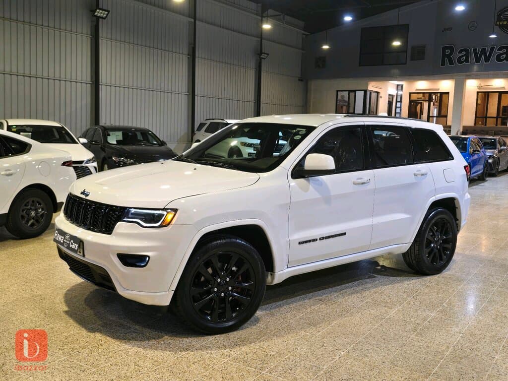 Jeep Grand Cherokee Black Top 2