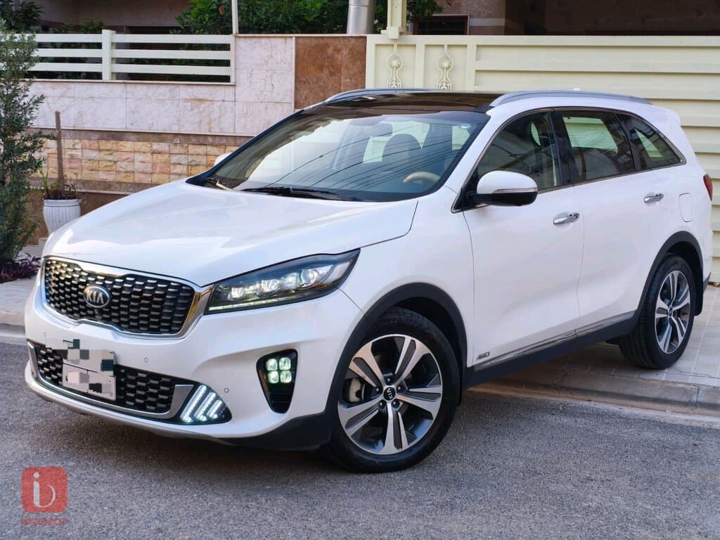 KIA Sorento DLX AWD 2