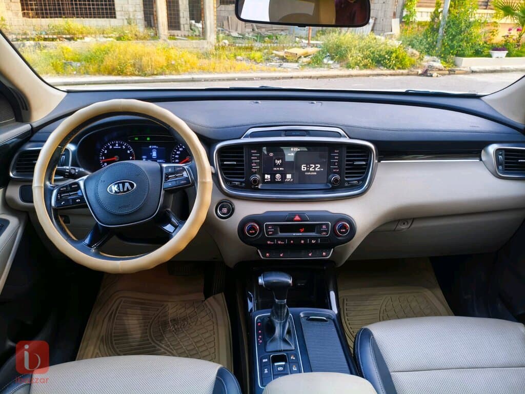 KIA Sorento DLX AWD 6