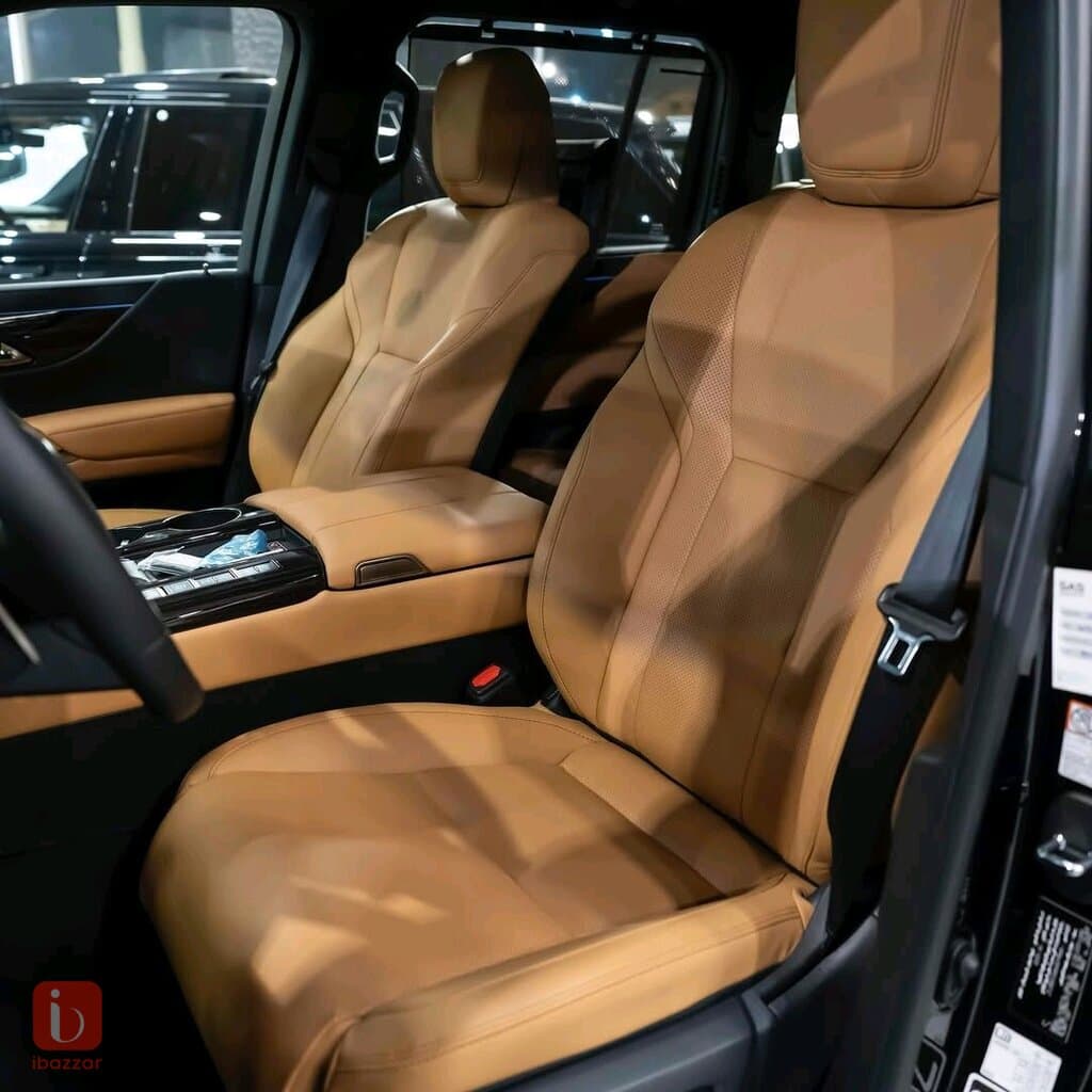 Lexus LX600 6