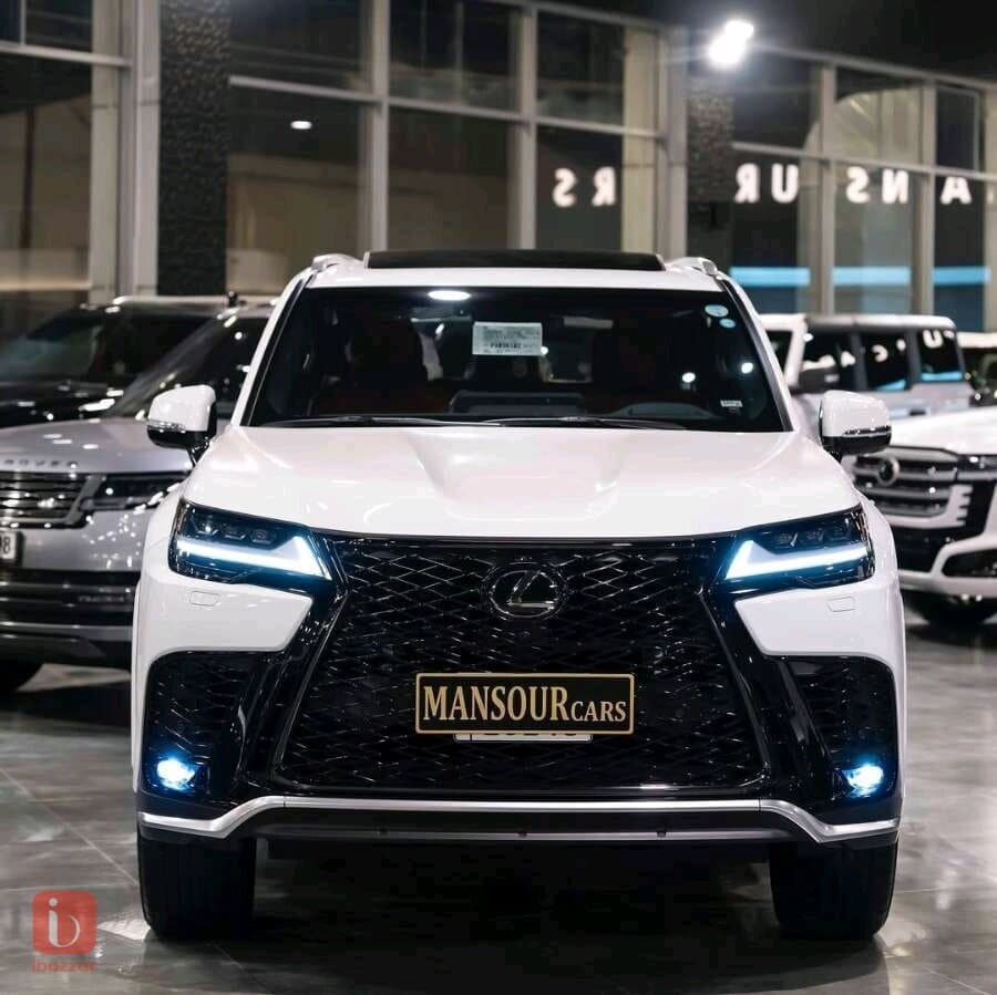 Lexus LX600 F Sport 3