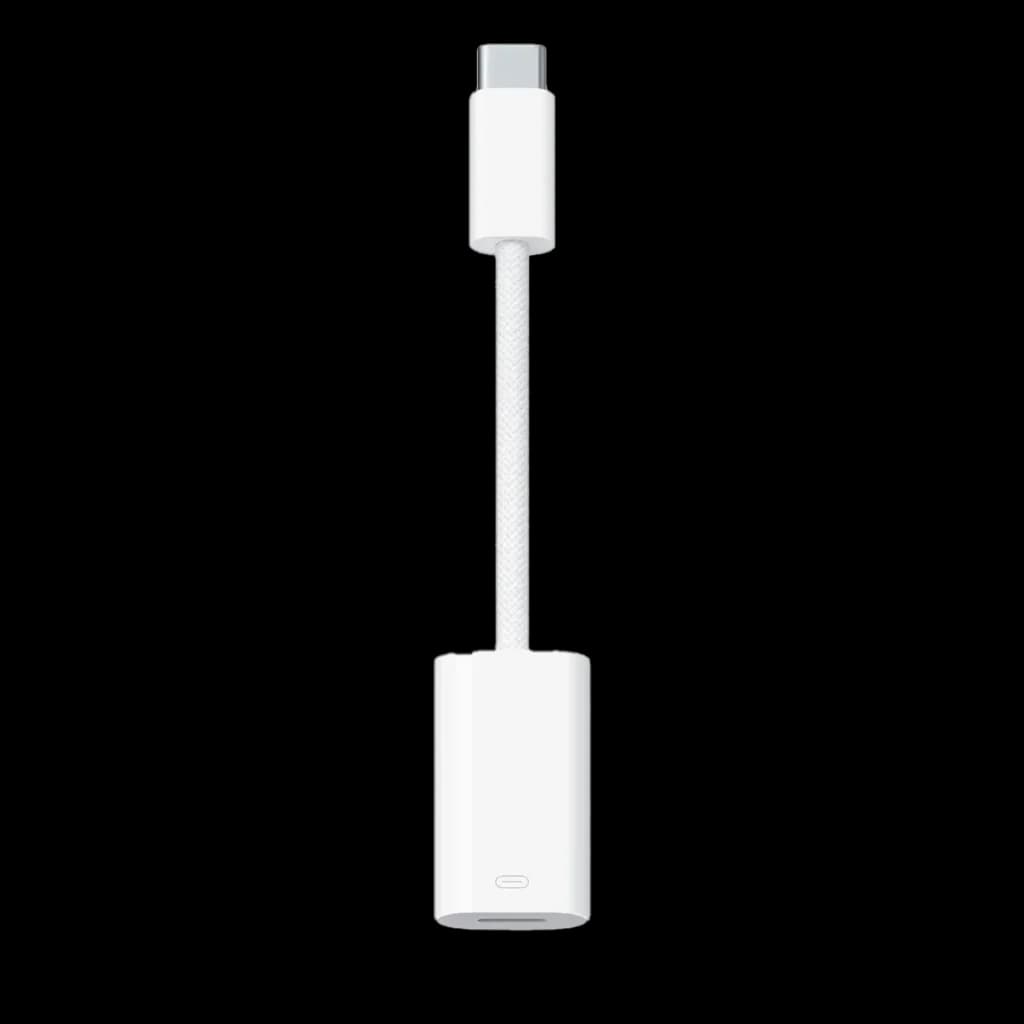 USB-C to Lightning Adapter 1