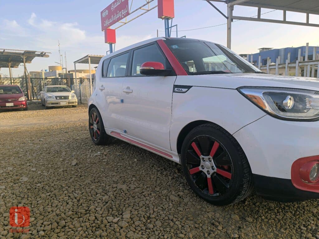 KIA Soul EX 2.0 5