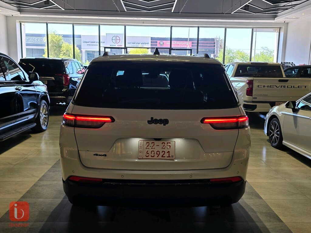 Jeep Grand Cherokee 4