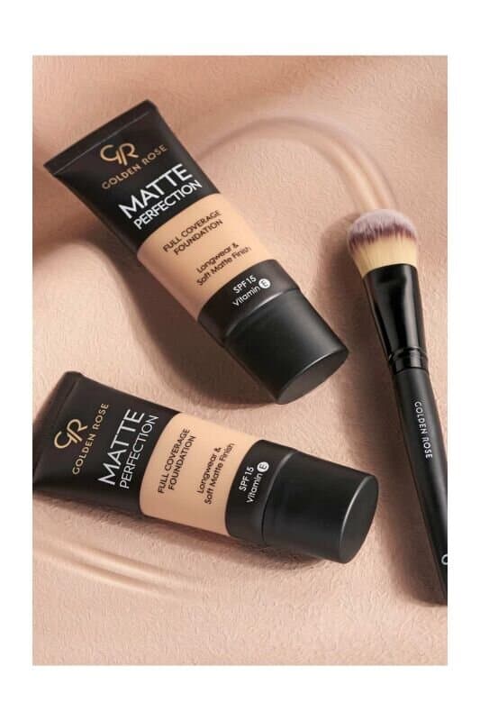 Golden Rose Matte Perfection Foundation (Warm 3) 4