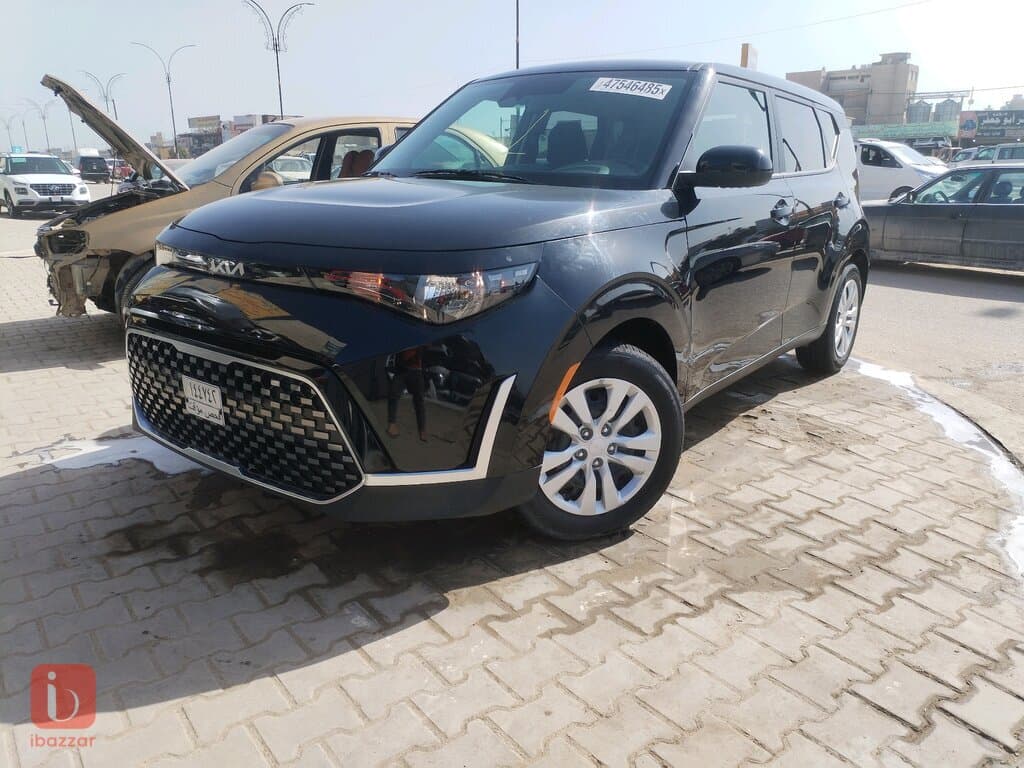 KIA Soul LX 8