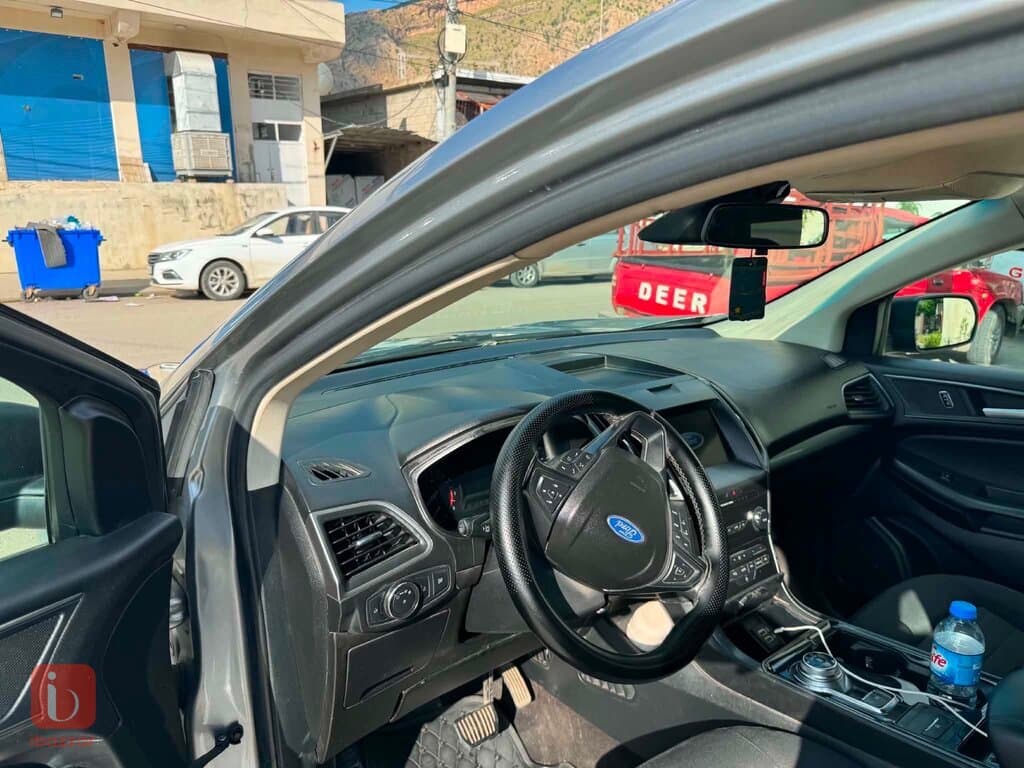 Ford Edge 6