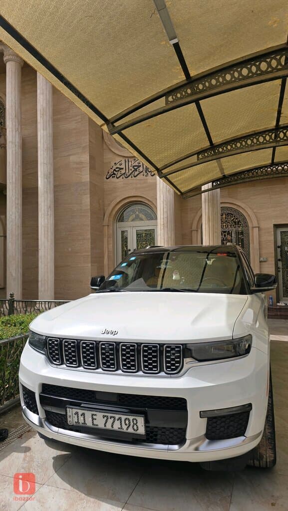 Jeep Grand Cherokee Summit 6