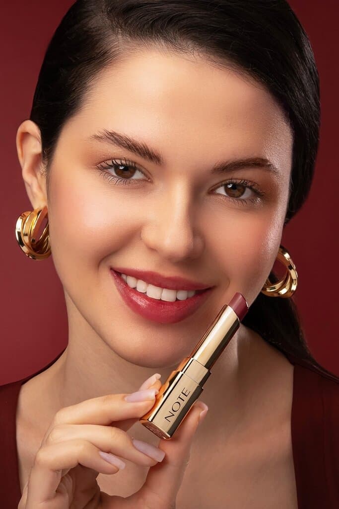 NOTE Iconic Sheer Lipstick (212) 3