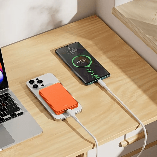 WiWU Ultra Thin Magnetic Power Bank P15 – 5000mAh Wireless Portable Charger 4