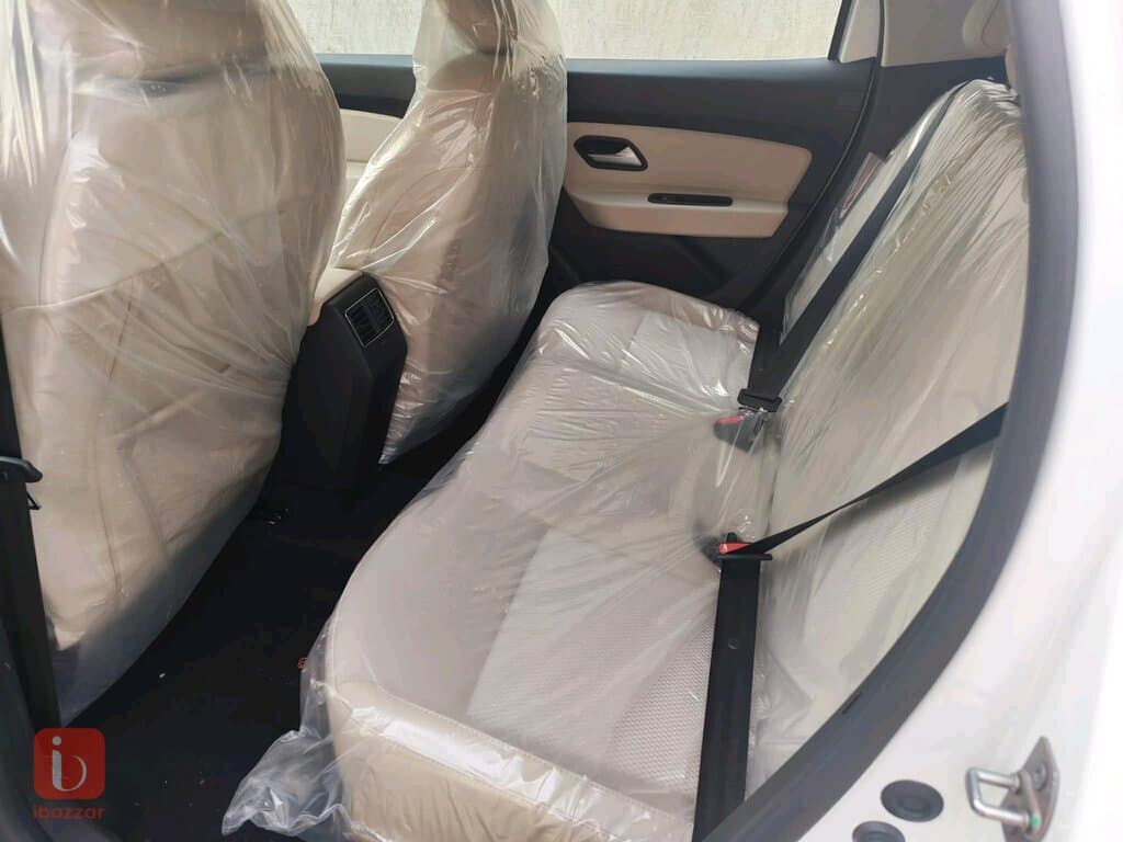 Renault Duster 6