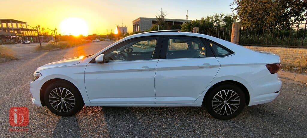 Volkswagen Jetta SE 11
