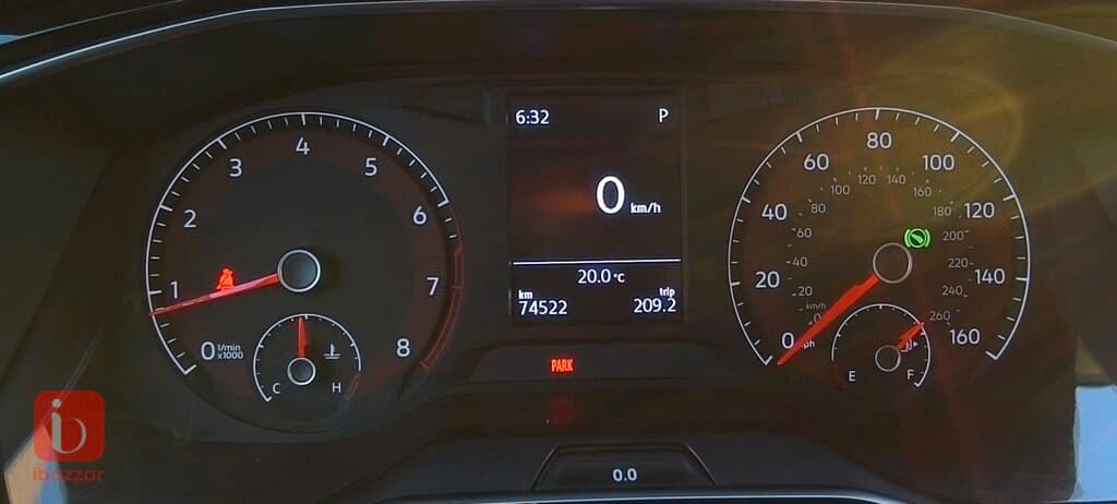 Volkswagen Jetta SE 17
