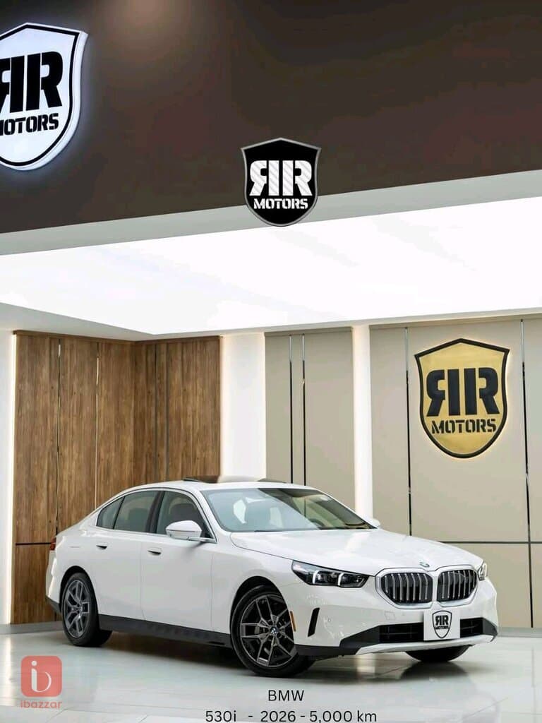 BMW 5-Series 530i 1