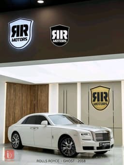 Rolls Royce Ghost — photo 1