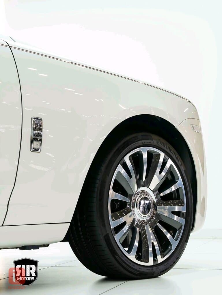 Rolls Royce Ghost — photo 4