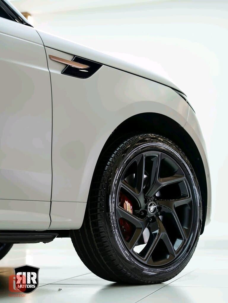 Land Rover Range Rover Sport 5