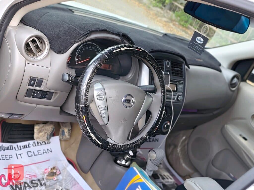 Nissan Sunny 7