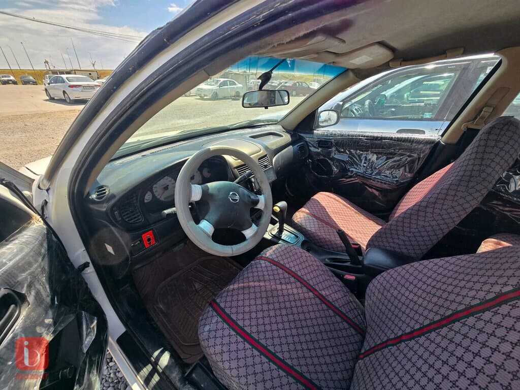 Nissan Sunny 6