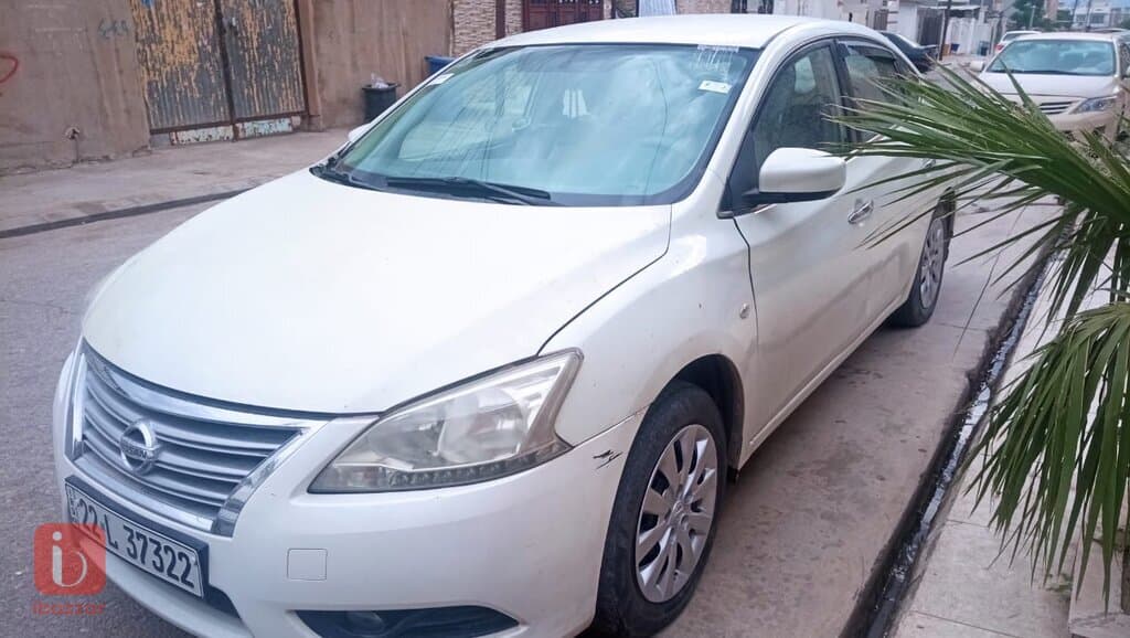 Nissan Sentra S 2