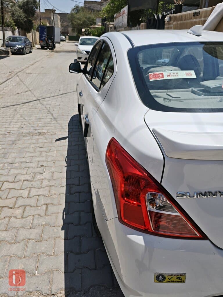 Nissan Sunny S 3