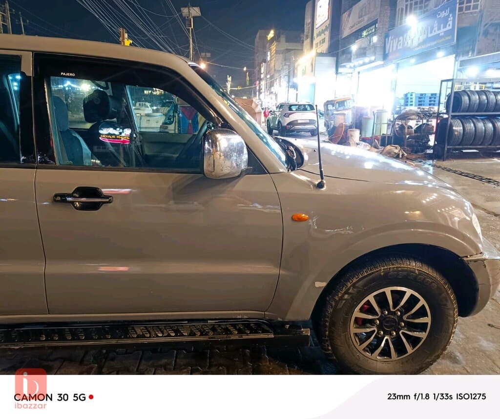 Mitsubishi Pajero GLS 5