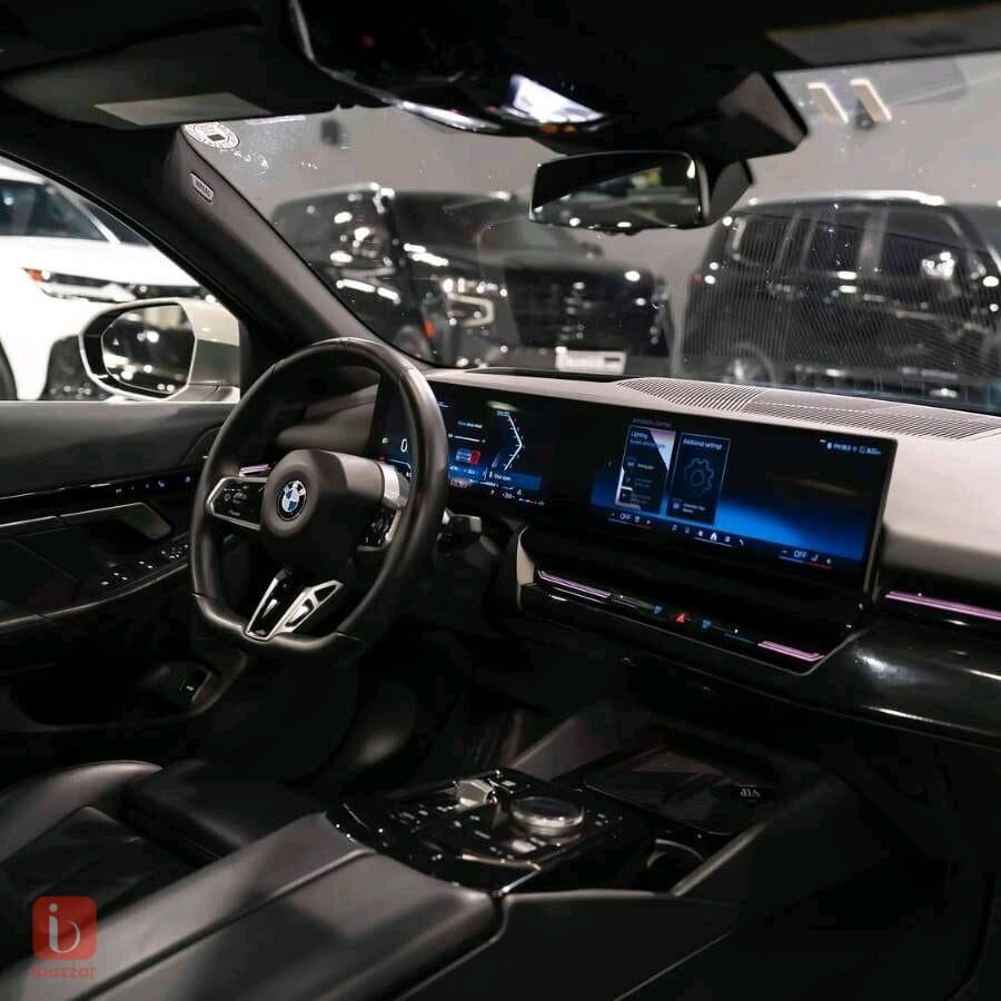 BMW 5-Series 530i 8