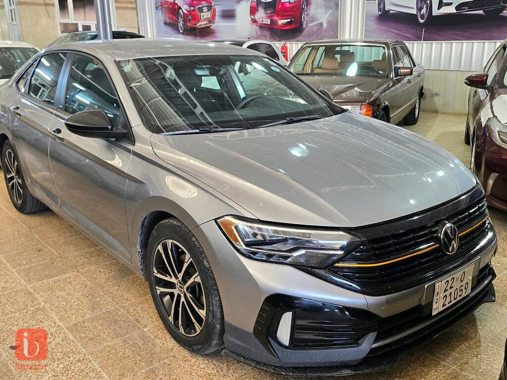 Volkswagen Jetta SE 2