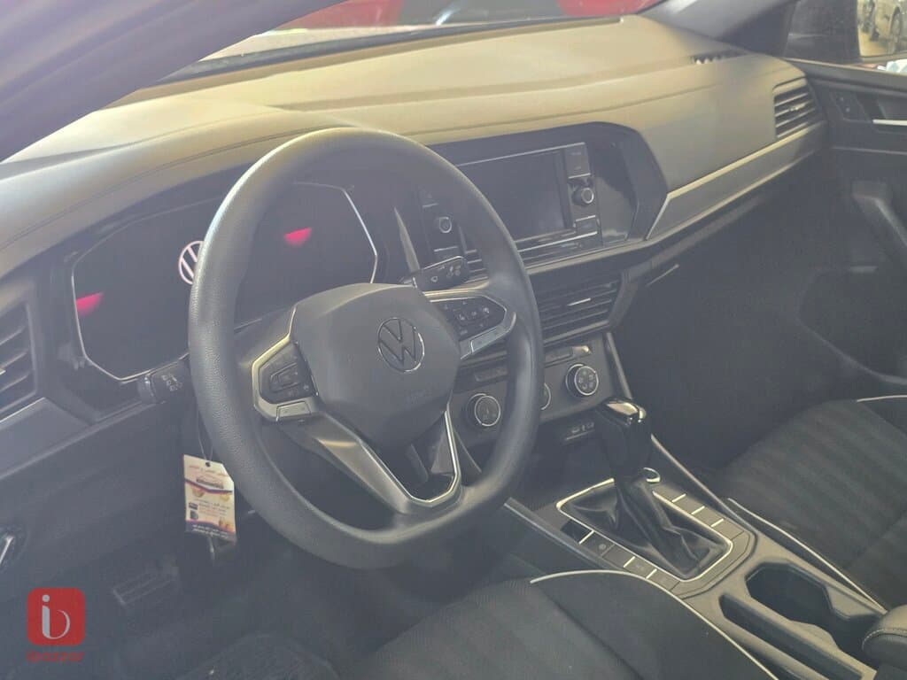 Volkswagen Jetta SE 7
