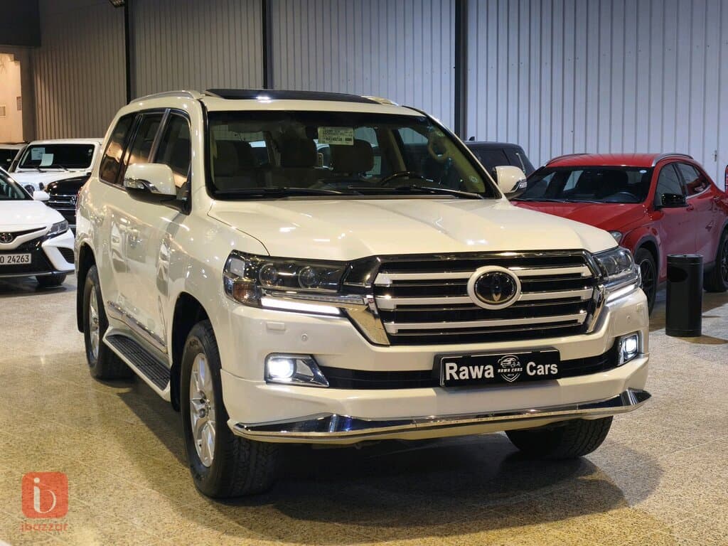 Toyota Land Cruiser GXR 3