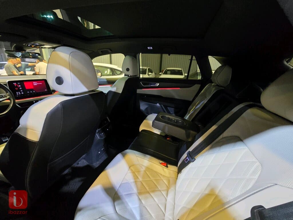 Volkswagen Atlas SEL 7