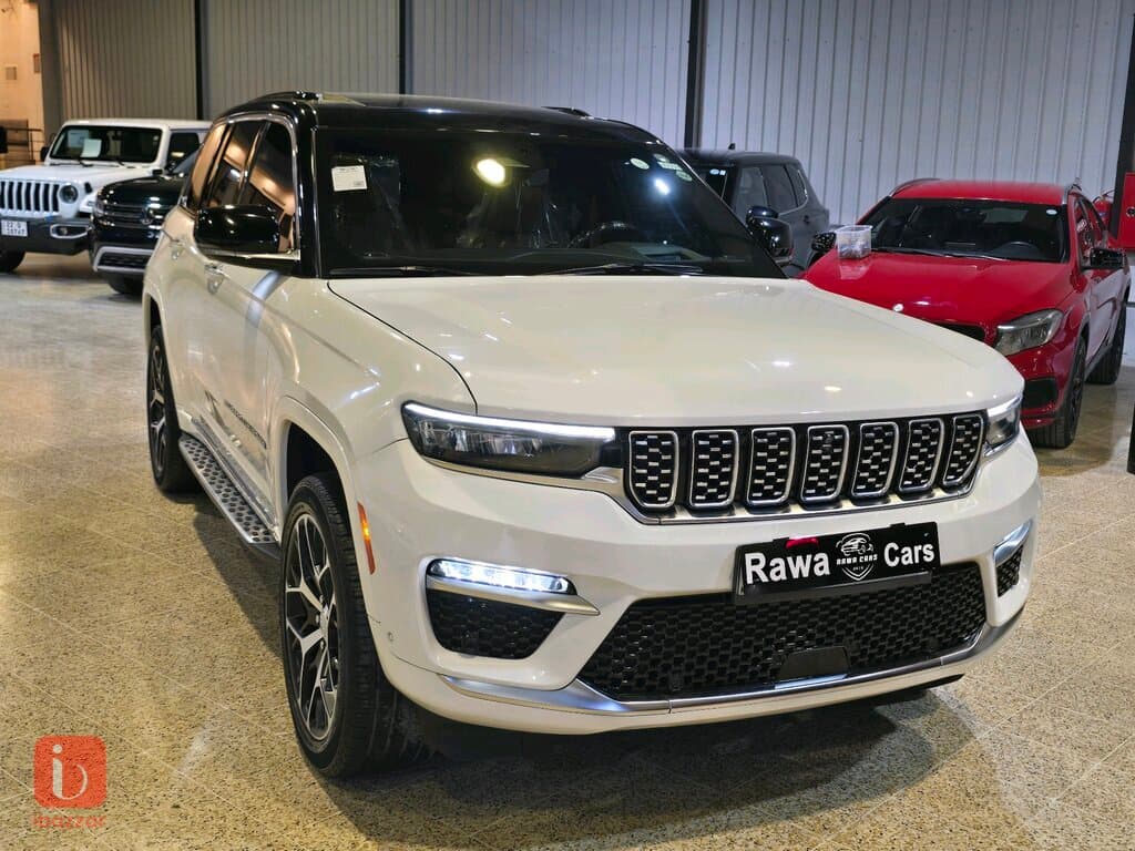 Jeep Grand Cherokee Summit 3