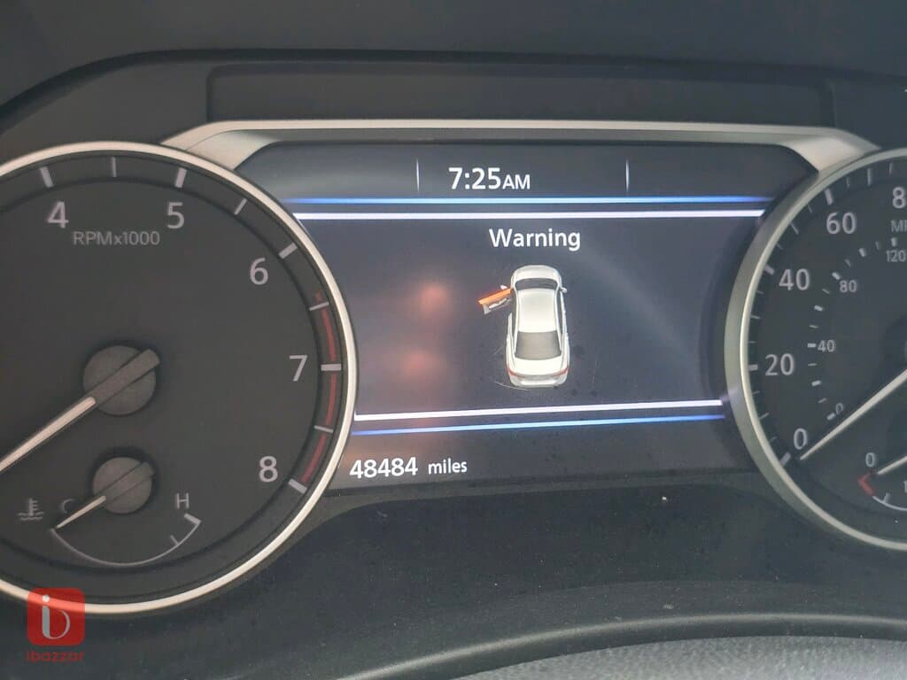 Nissan Sentra SR 8