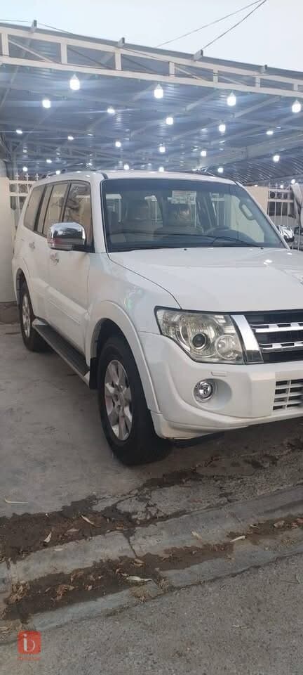 Mitsubishi Pajero Sport 4WD 5 Door 1