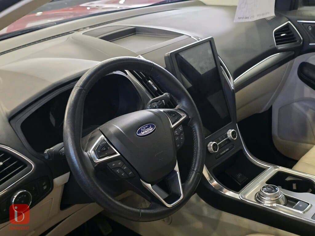 Ford Edge 6