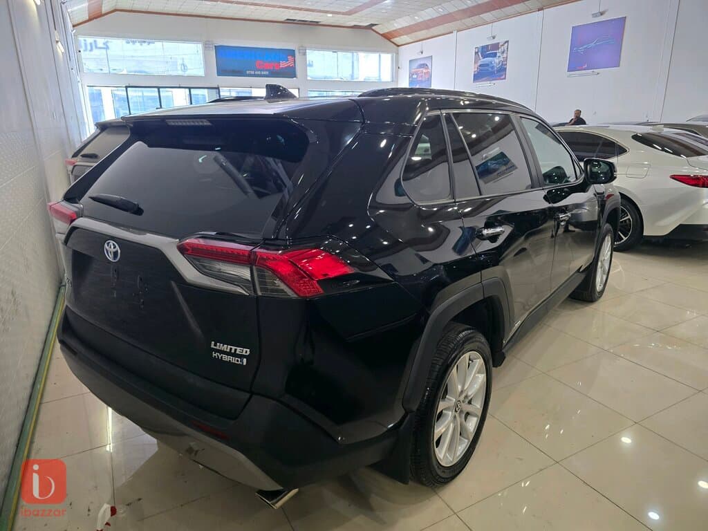 Toyota Rav 4 LE 3