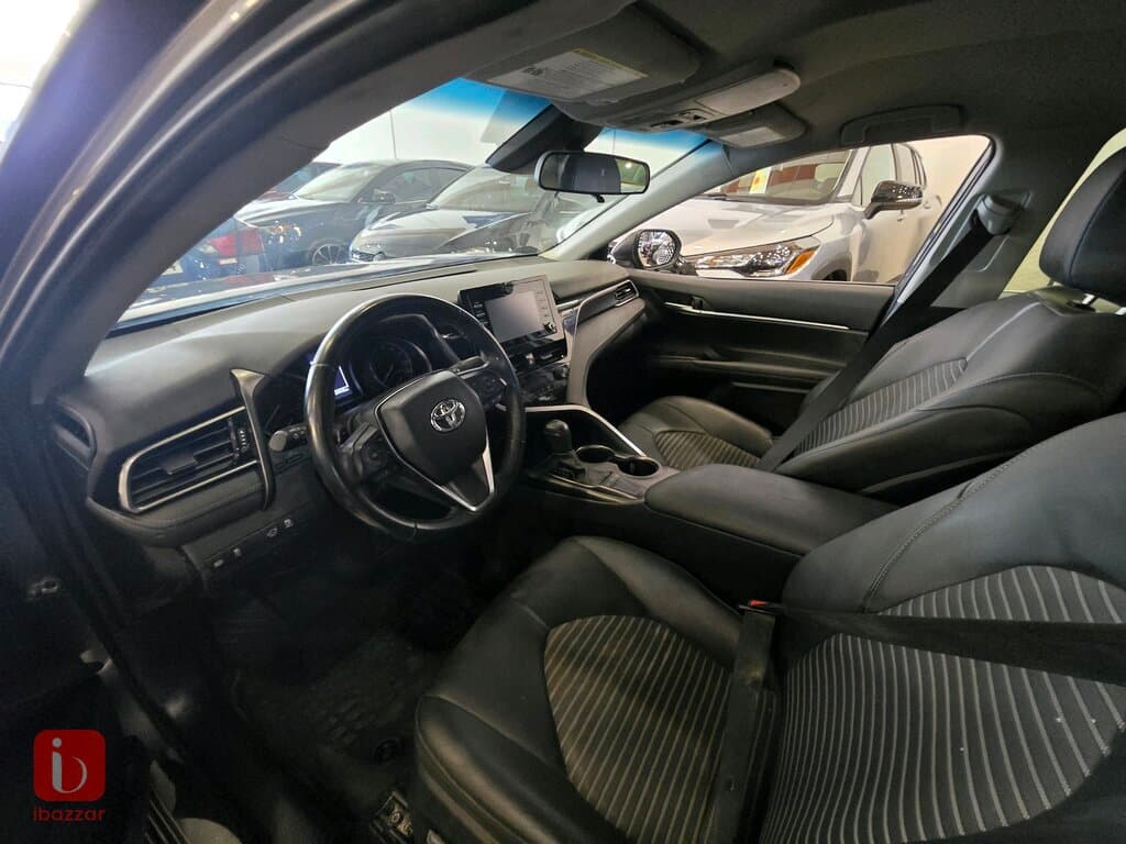 Toyota Camry 6