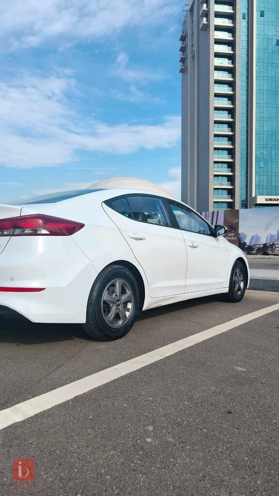Hyundai Elantra GLS 4