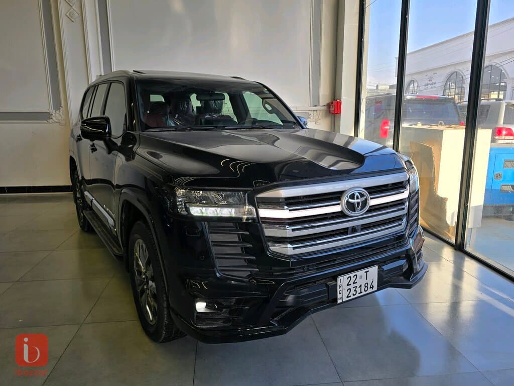 Toyota Land Cruiser GXR Limited 2