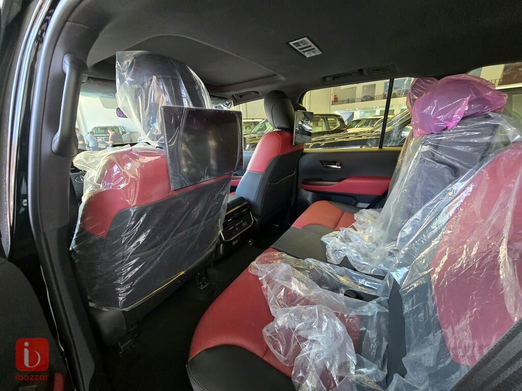 Toyota Land Cruiser GXR Limited 5