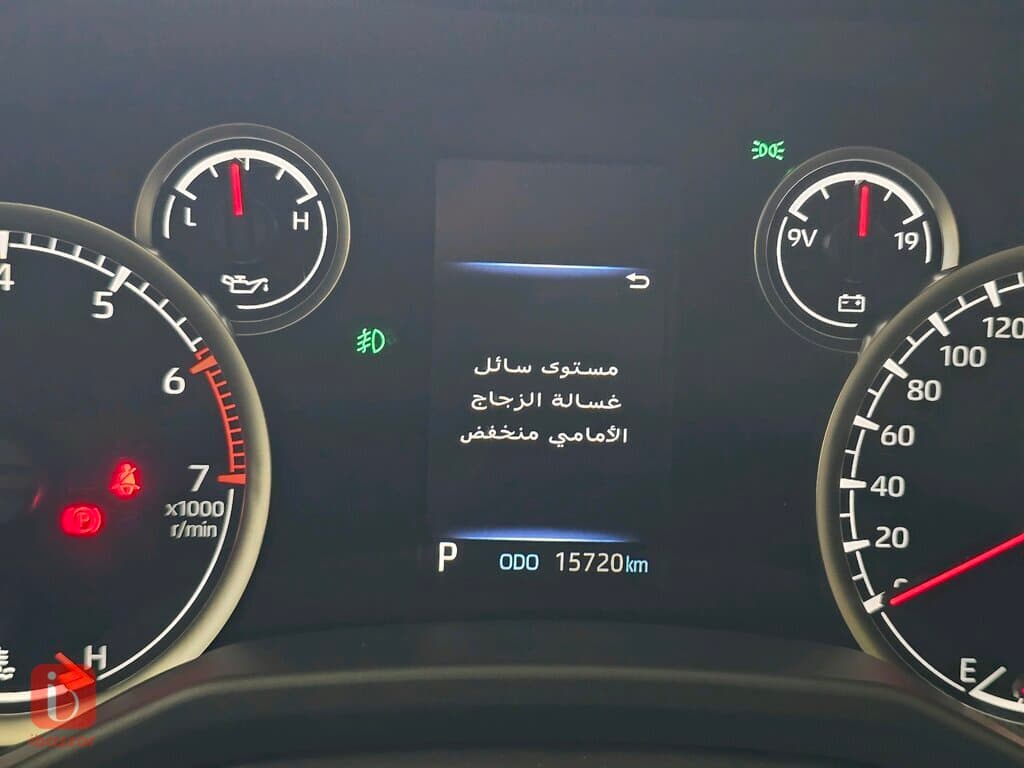 Toyota Land Cruiser GXR Limited 9
